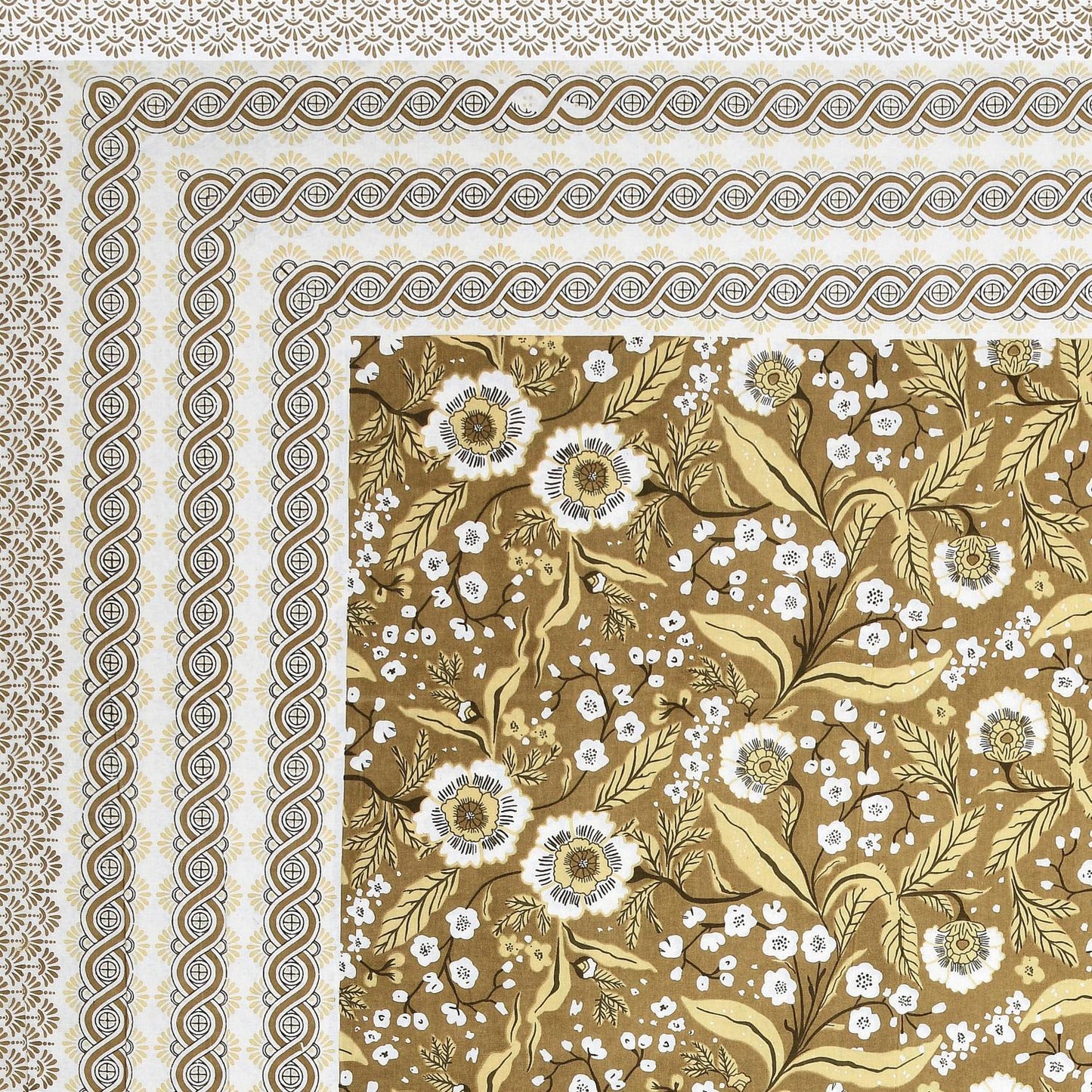 Cotton Jaipuri Diwan Size  Bedsheet With 2 Zipper Pillow Cover (Size 70*100)