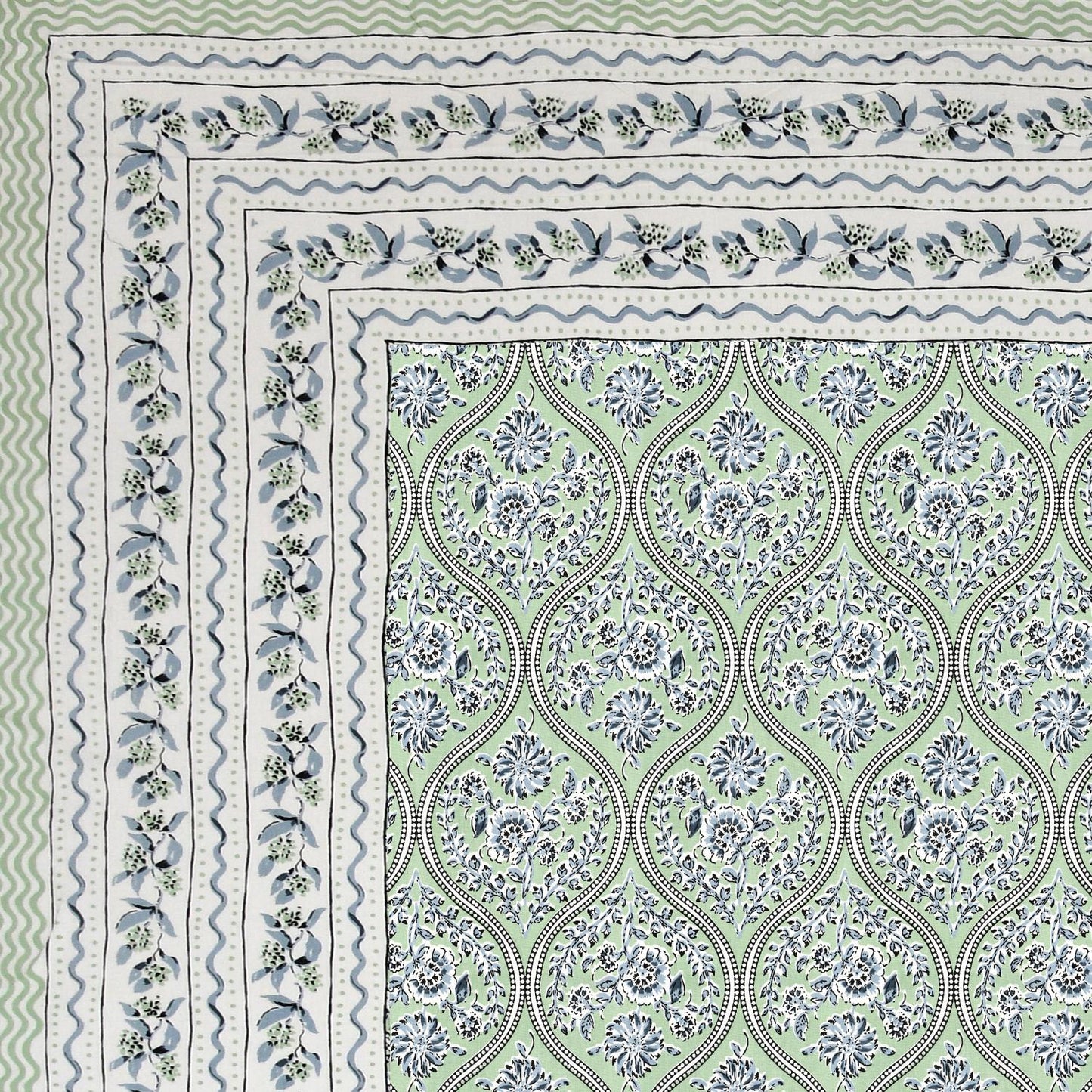 Cotton Jaipuri Diwan Size  Bedsheet With 2 Zipper Pillow Cover (Size 70*100)