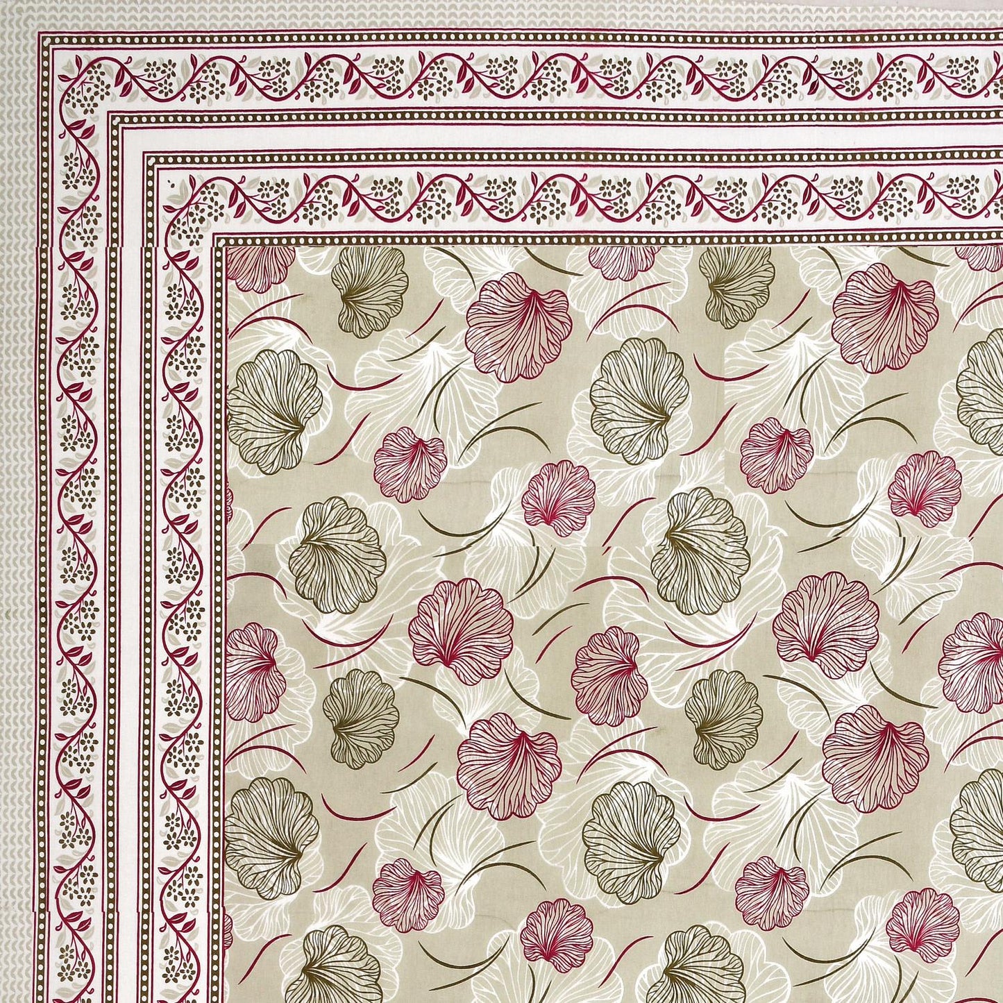 Cotton Jaipuri Diwan Size  Bedsheet With 2 Zipper Pillow Cover (Size 70*100)