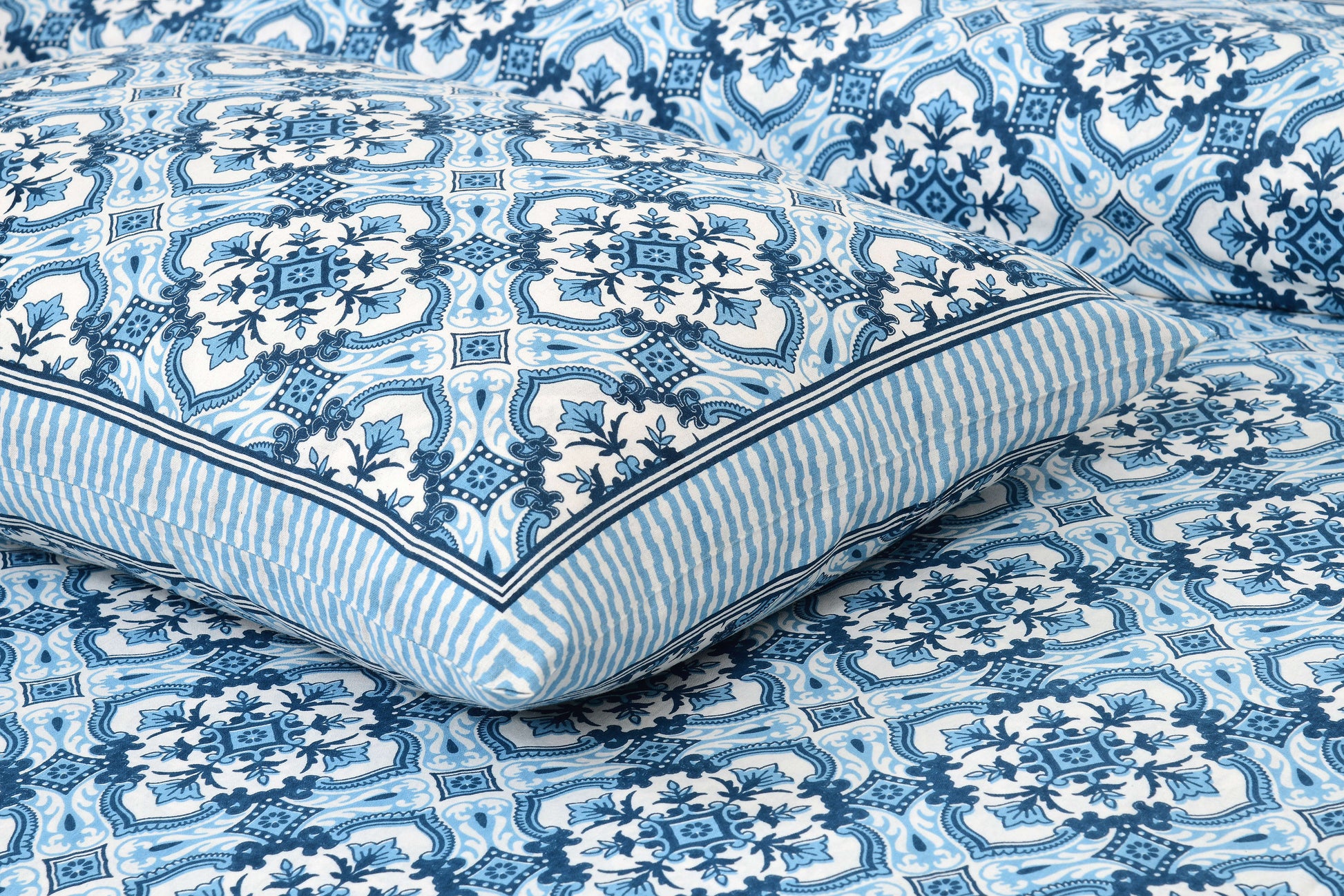 Rajasthan Royal Super Fine Cotton Block Print King Size Bedsheet