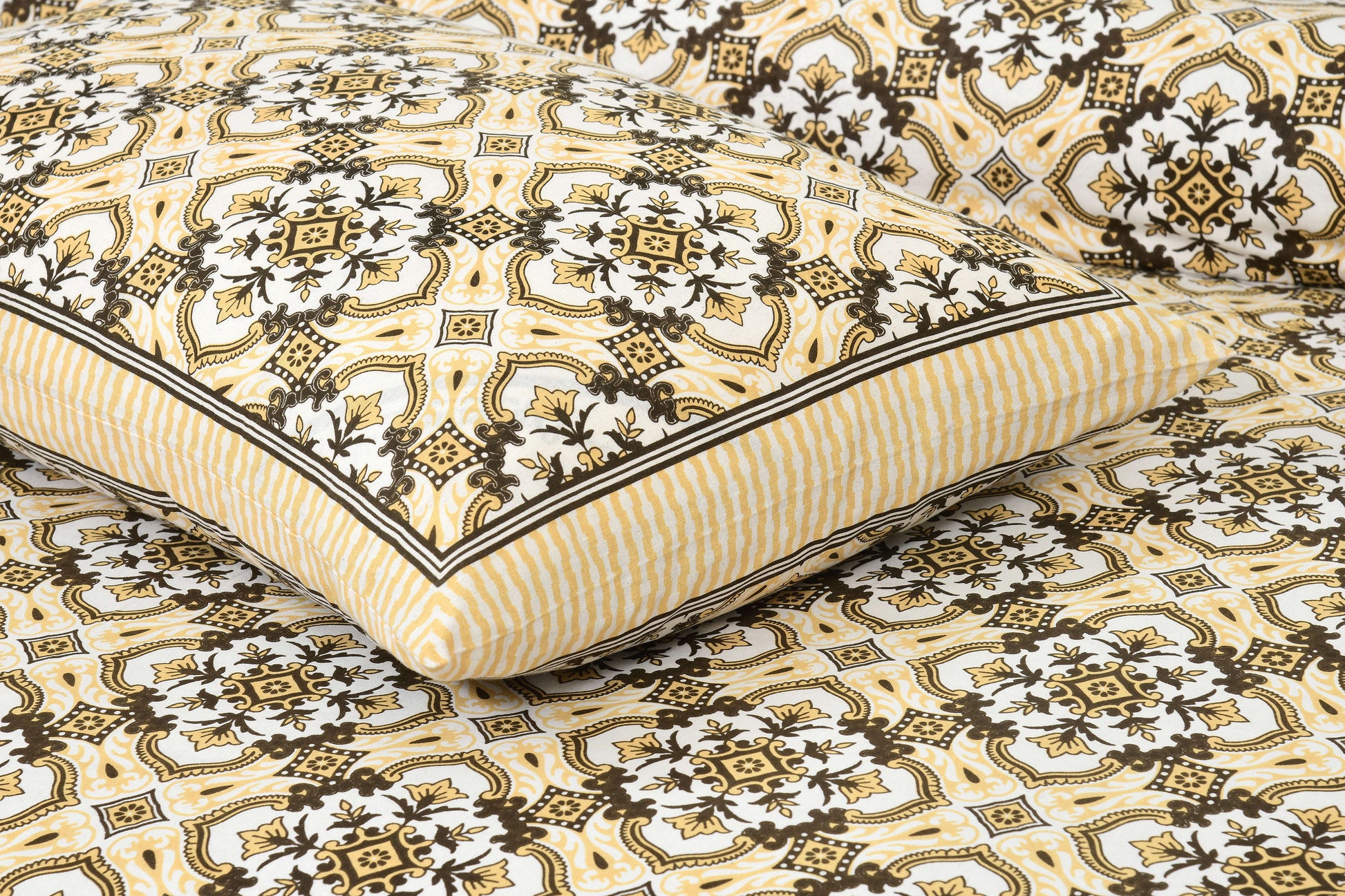 Rajasthan Royal Super Fine Cotton Block Print King Size Bedsheet